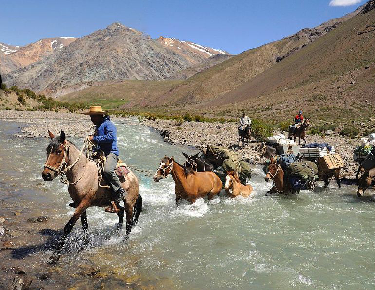 Crossing the Andes on Horseback with Hidden Trails
