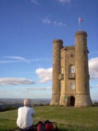 Walking the Cotswold Way (Broadway Tower)